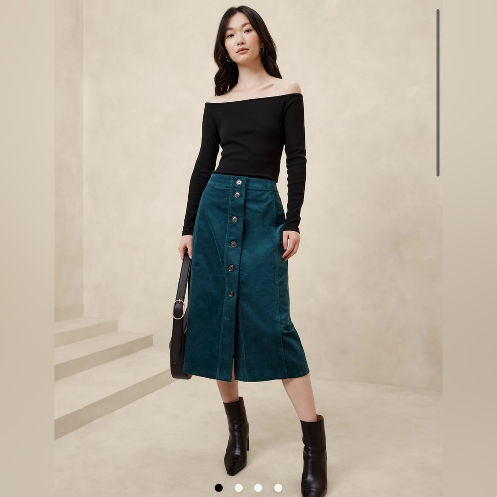 Corduroy Midi Skirt in Teal
